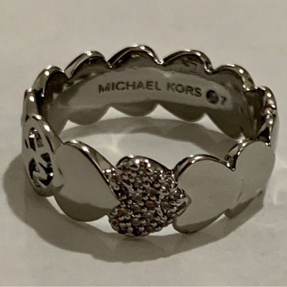 Michael Kors Silver-Tone Heart Eternity Ring Band Size 7 - Picture 8 of 13